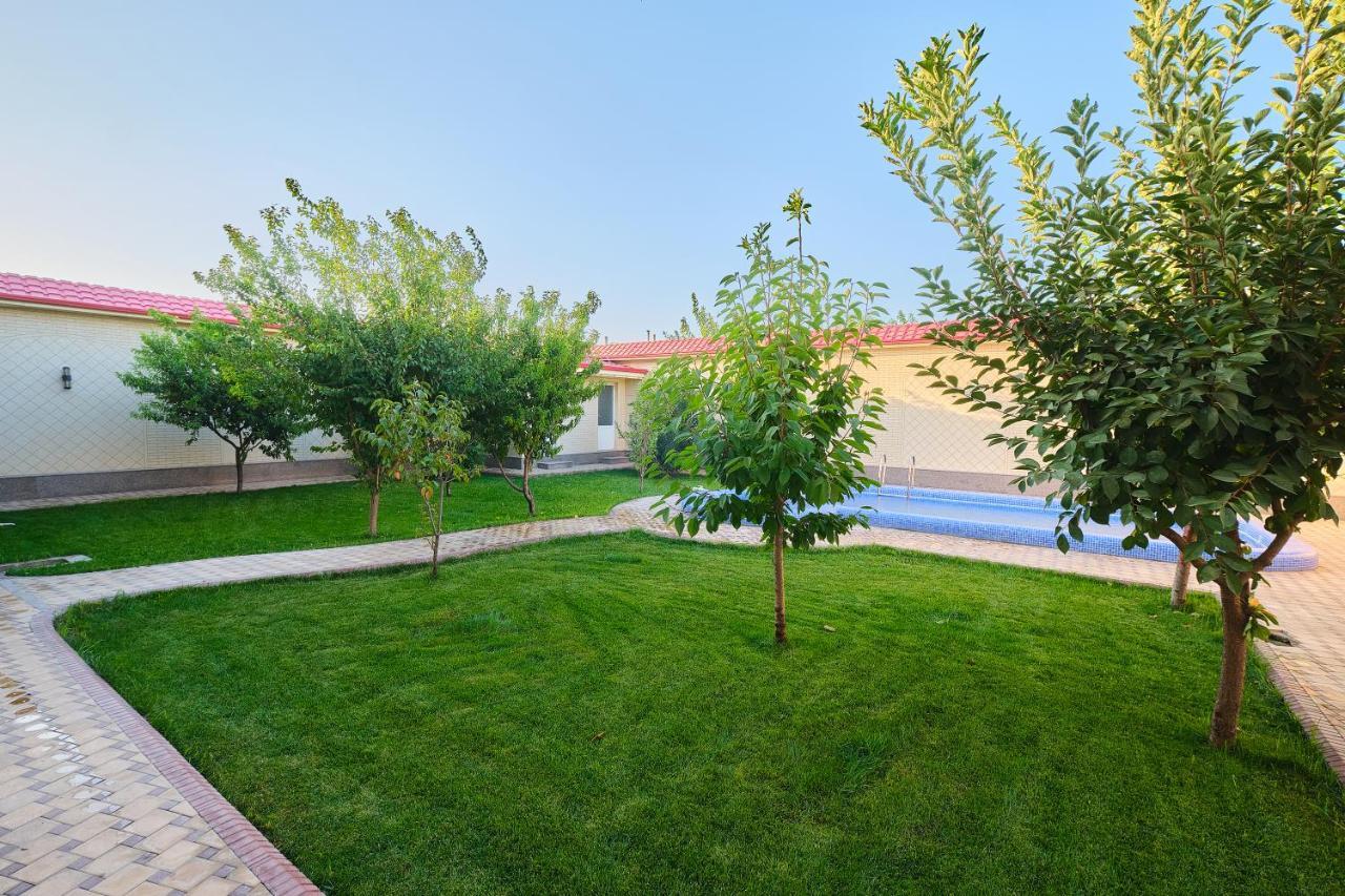 Gunesh Hotel Samarkand Esterno foto