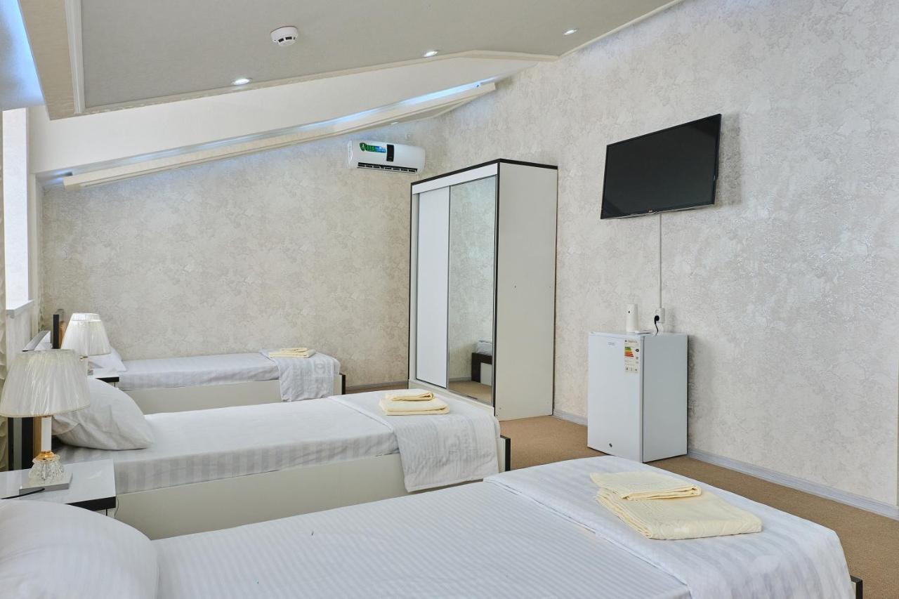 Gunesh Hotel Samarkand Esterno foto